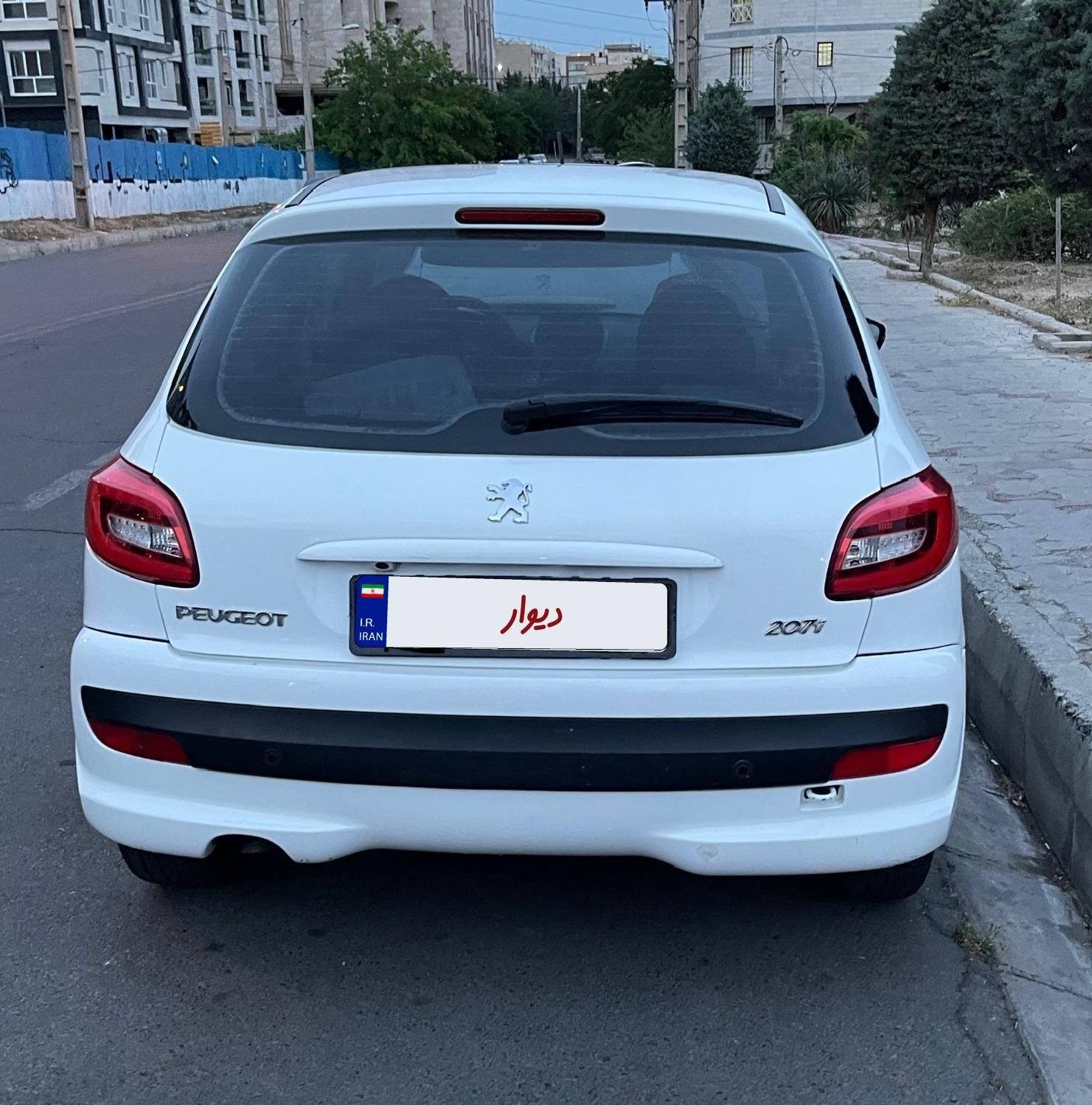 پژو 207 دنده‌ای - 1400