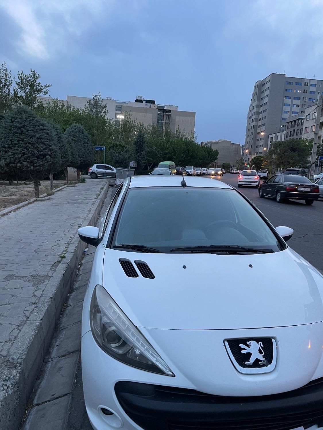 پژو 207 دنده‌ای - 1400
