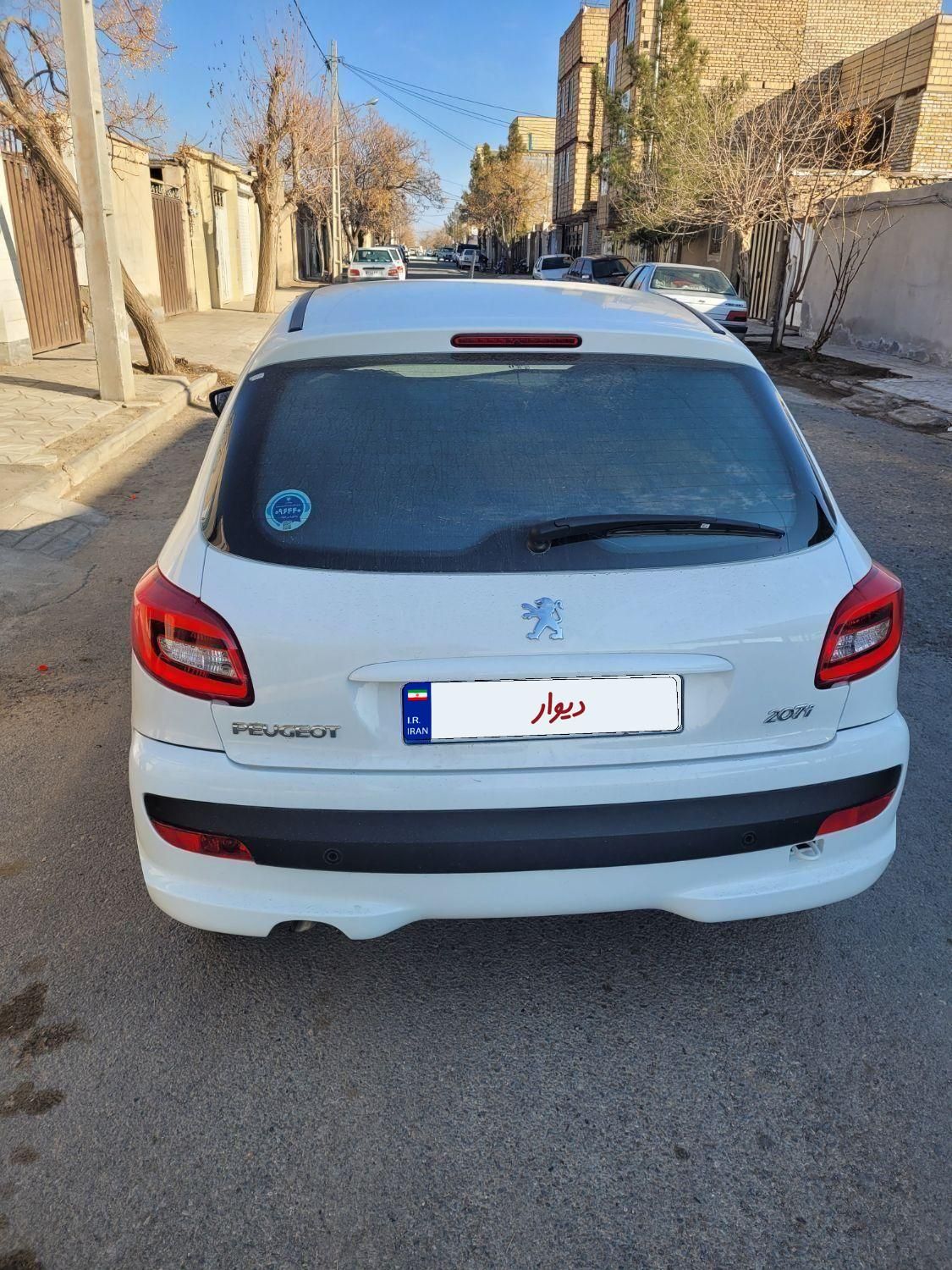 پژو 207 دنده‌ای با موتور TU3 - 1402