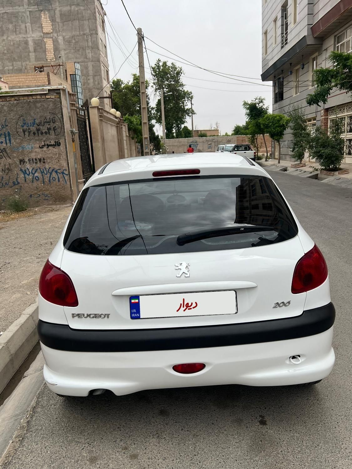 پژو 206 تیپ 3 - 1400