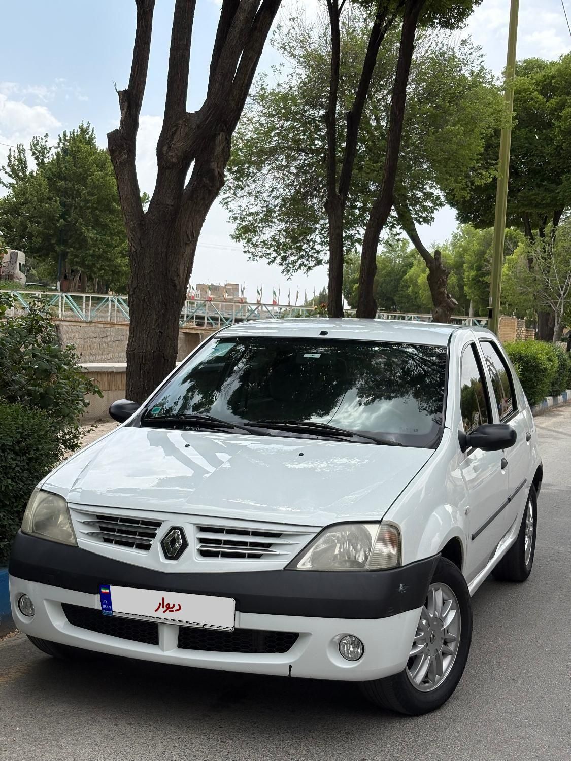 خودرو رنو، تندر 90 آگهی ann_17807397