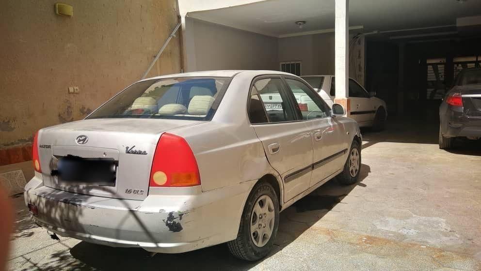 هیوندای ورنا دنده‌ ای - 2010