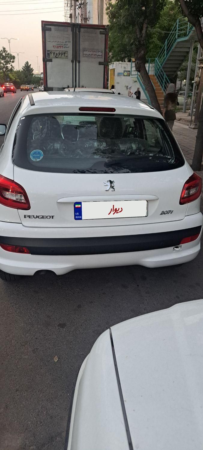 پژو 207 دنده‌ای با موتور TU3 - 1402