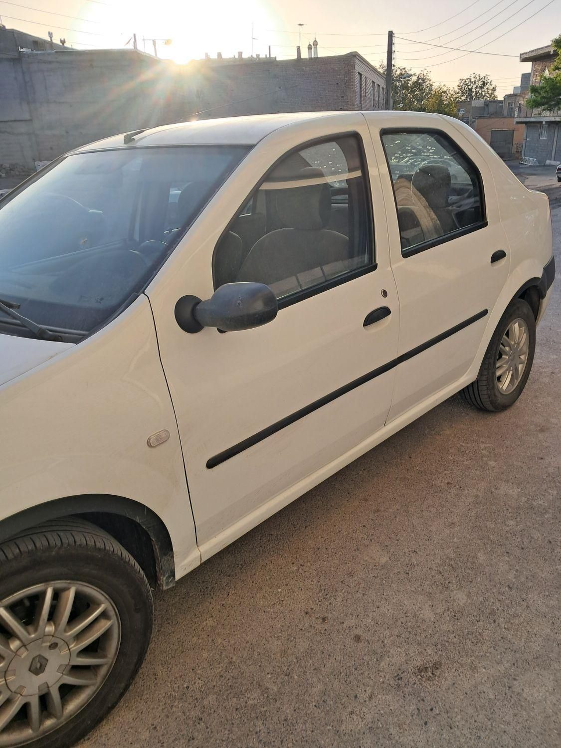 رنو تندر 90 E2 - 1396