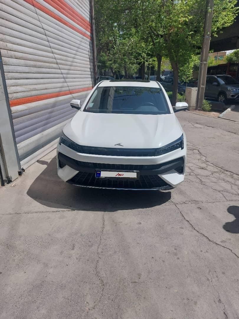 خودرو کی ام سی، J7 آگهی ann_17810970