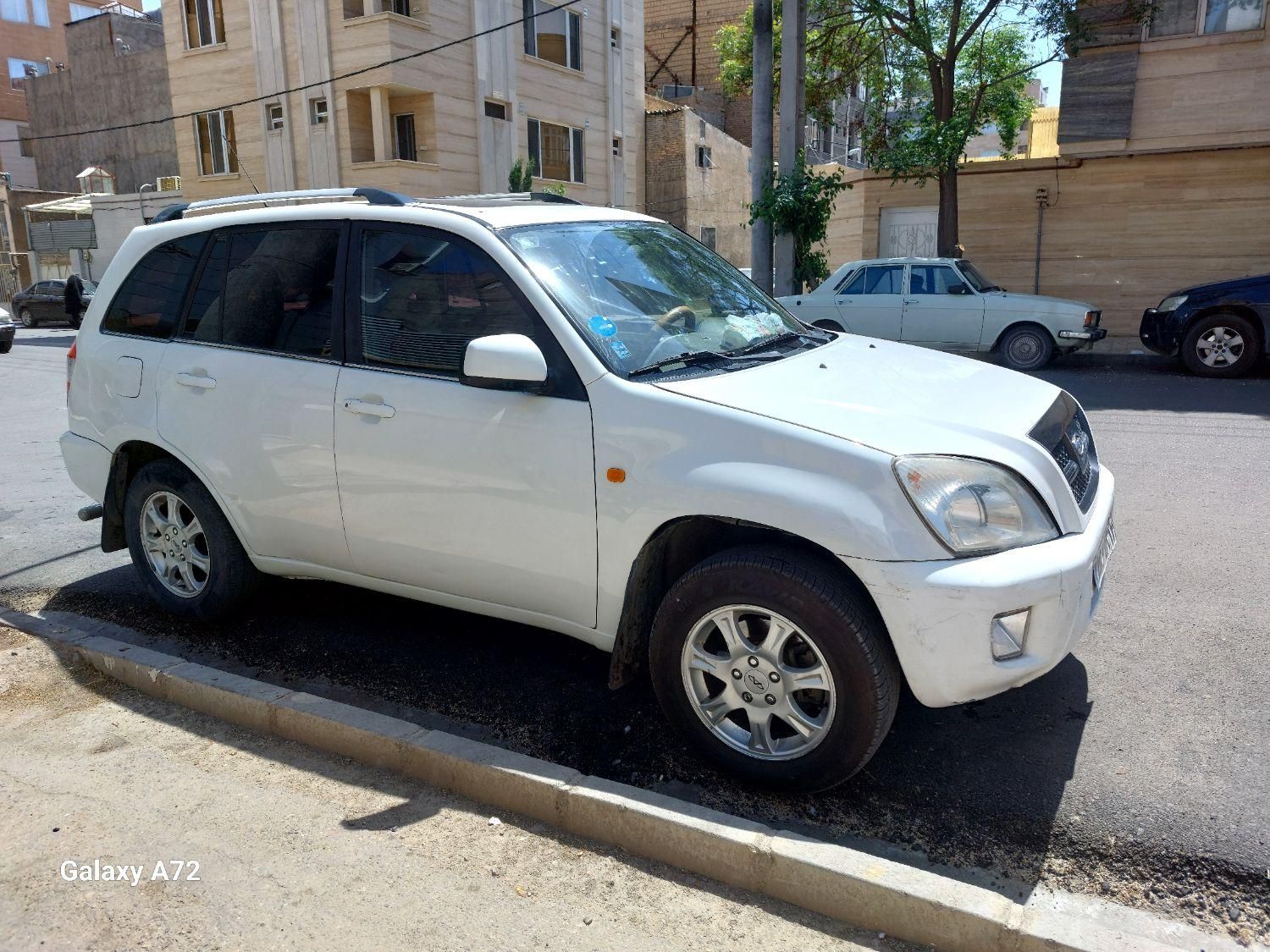 ام وی ام X33 دنده‌ای ساده - 2012