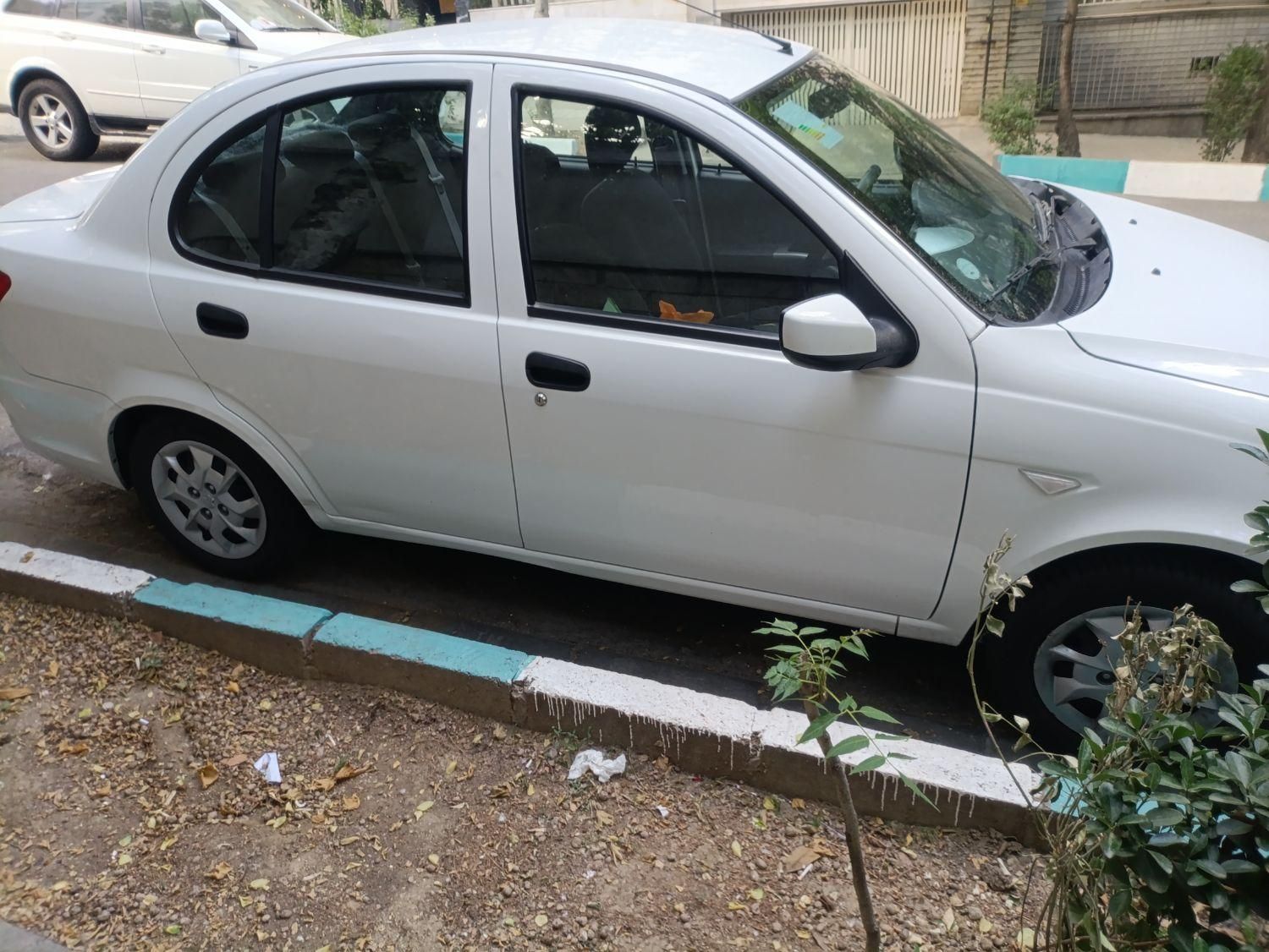 ساینا S دنده ای بنزینی - 1401