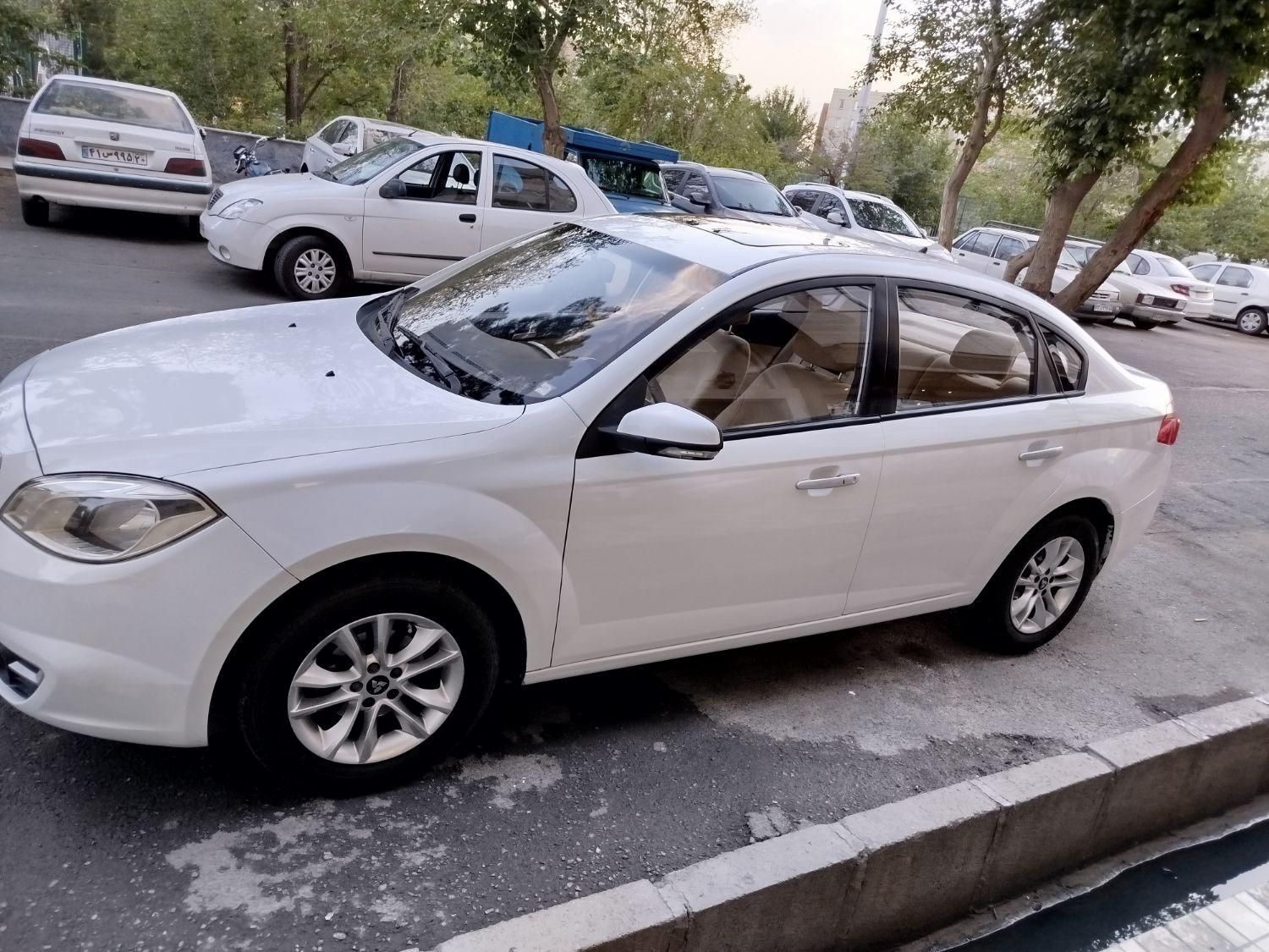 برلیانس H330 اتوماتیک 1500 - 2015