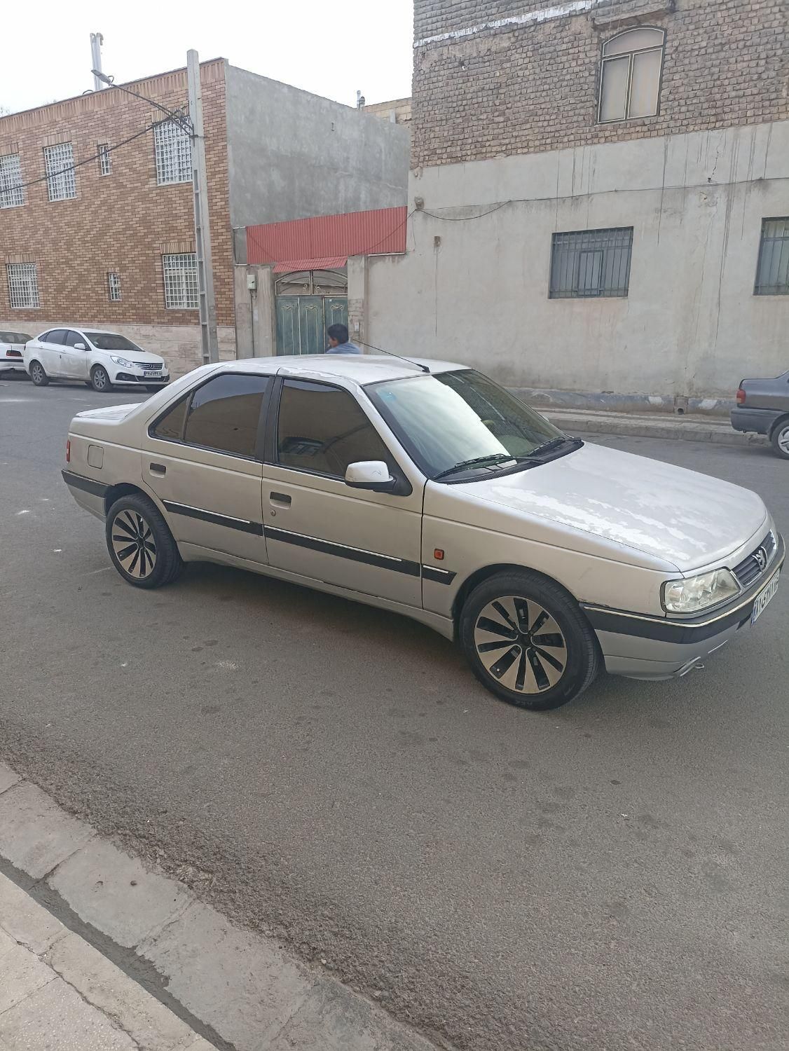 پژو 405 SLX بنزینی TU5 - 1391