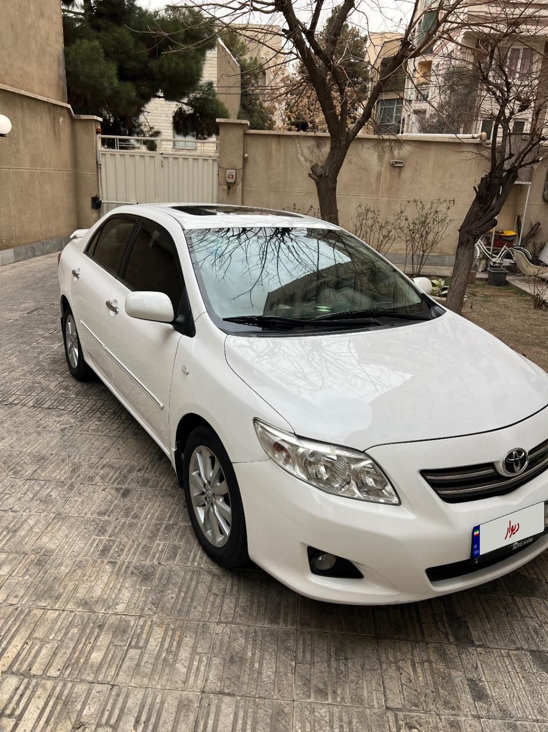 تویوتا کرولا GLI اتوماتیک فول - 2010