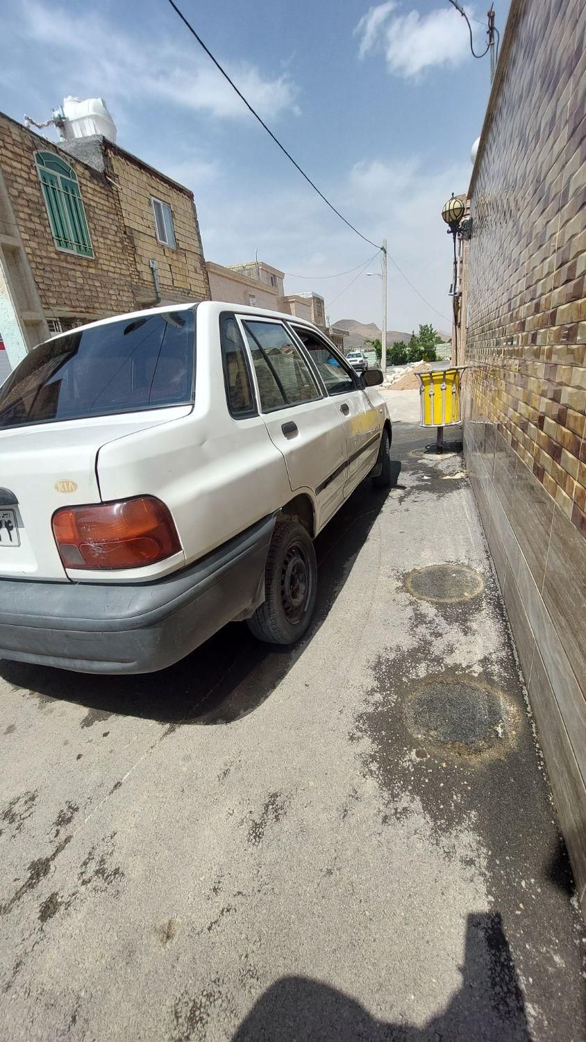 پراید صبا دنده‌ای - 1382