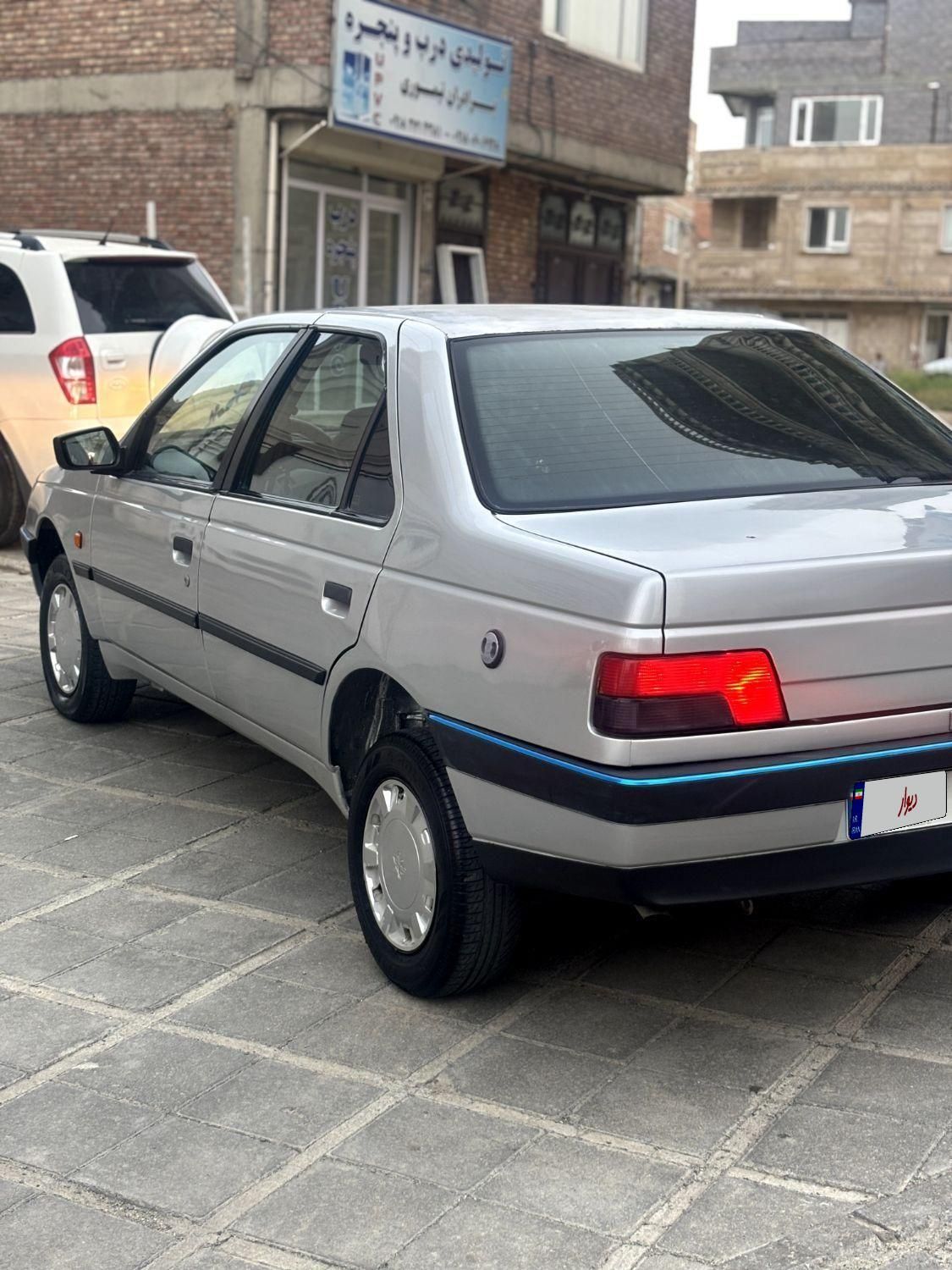 پژو 405 GLX - دوگانه سوز - 1389