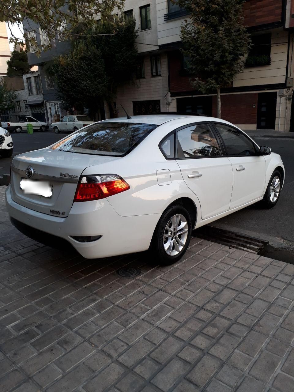 برلیانس H330 اتوماتیک 1500 - 2015