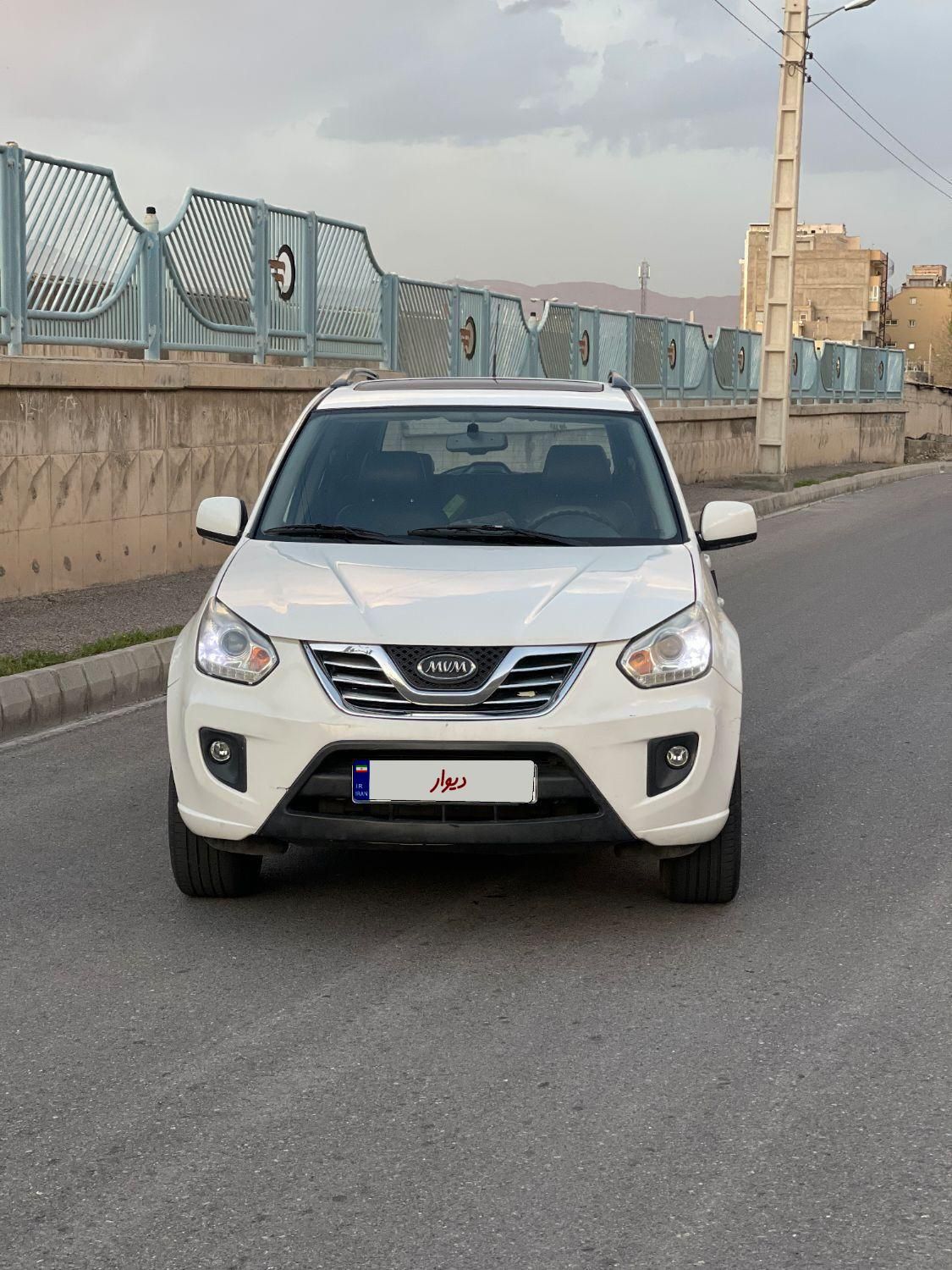 خودرو ام وی ام، X33 آگهی ann_17821971