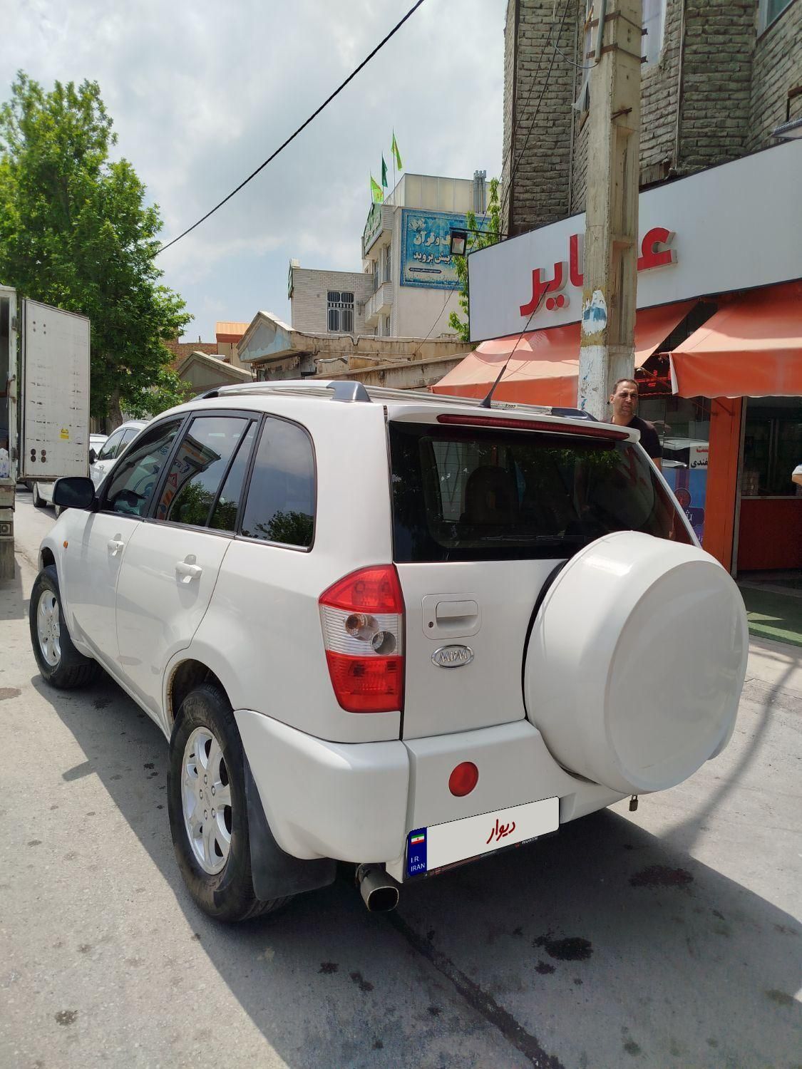 ام وی ام X33 دنده‌ای ساده - 2014