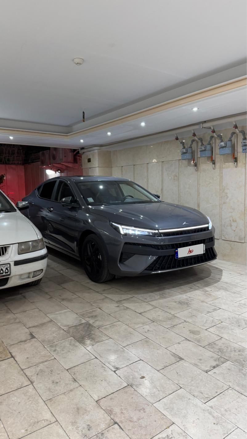 کی ام سی J7 اتوماتیک - 2024