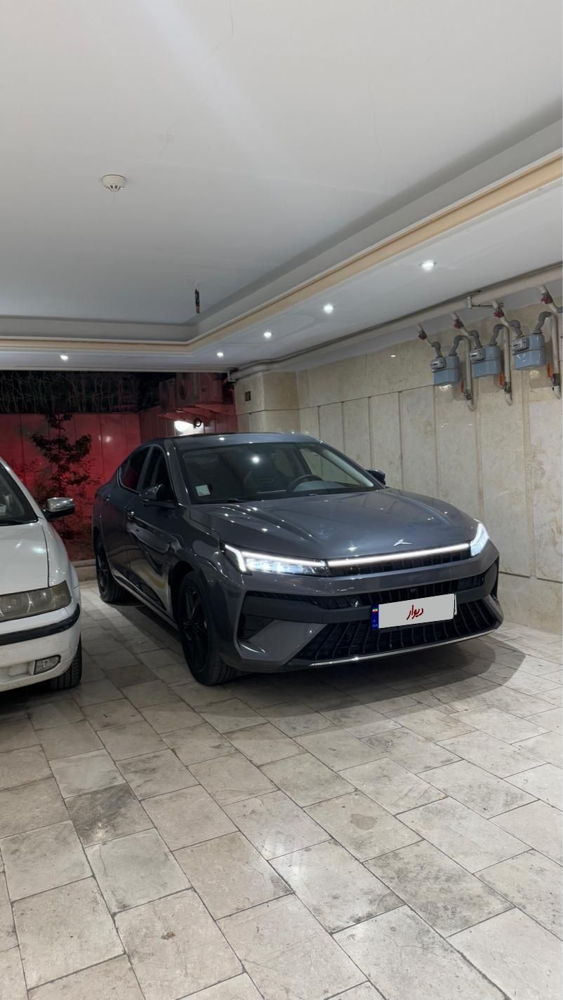 کی ام سی J7 اتوماتیک - 2024