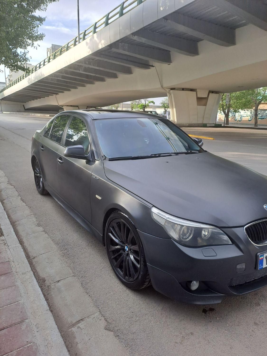 ب ام و سری 5 523i - 2009