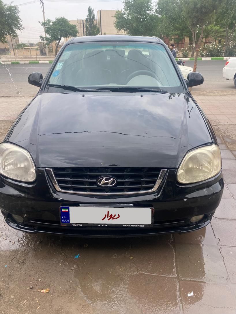 هیوندای ورنا دنده‌ ای - 2009