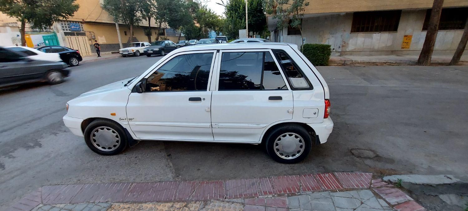 خودرو پراید، 111 آگهی ann_17826257