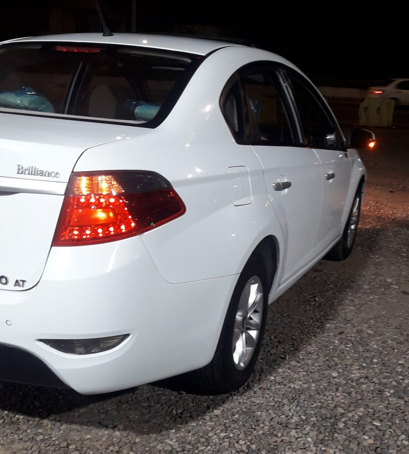 برلیانس H330 اتوماتیک 1500 - 2015