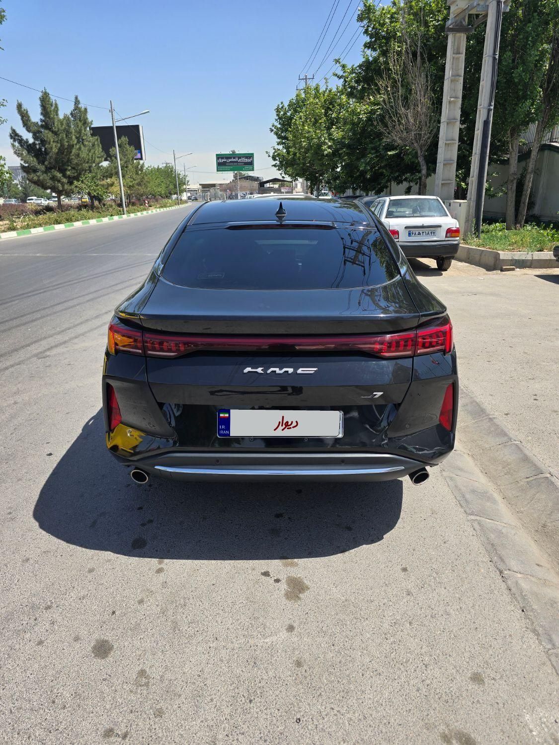 خودرو کی ام سی، J7 آگهی ann_17827357