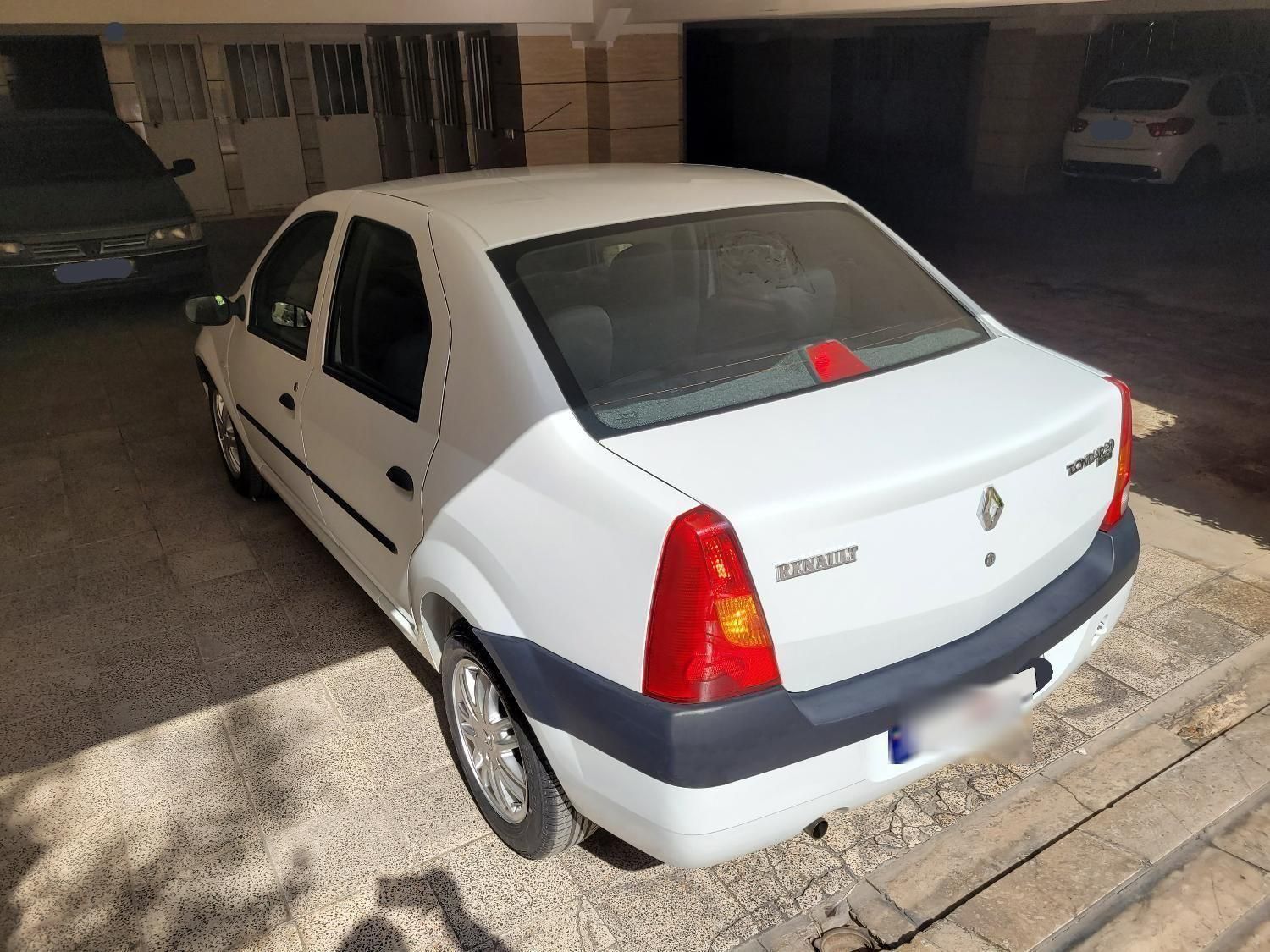 رنو تندر 90 E2 - 1396
