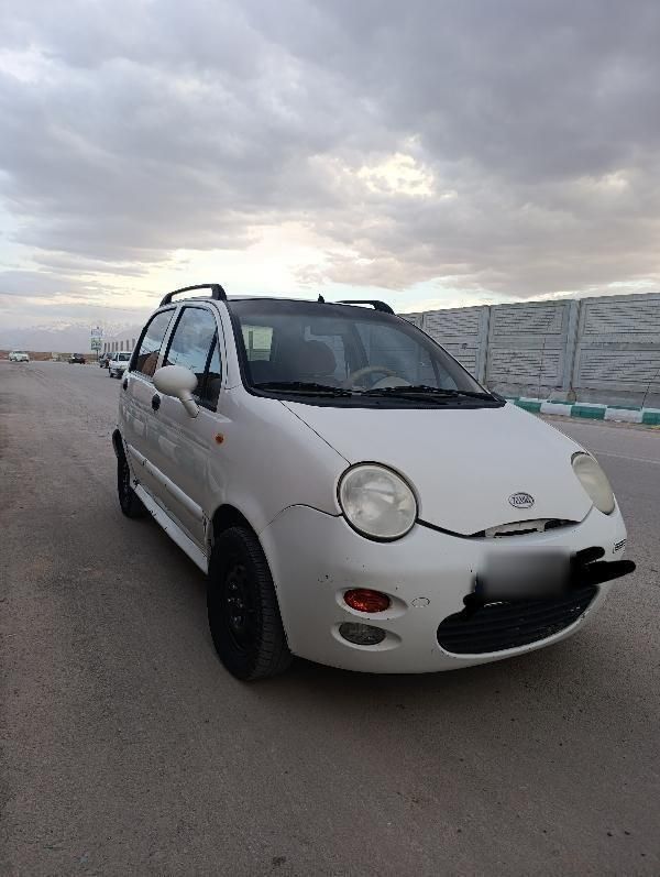ام وی ام 110 چهار سیلندر دنده ای - 2012
