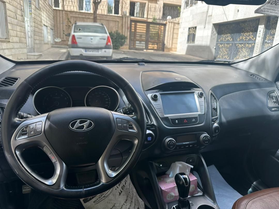 هیوندای توسان 2.4 لیتر - 2014