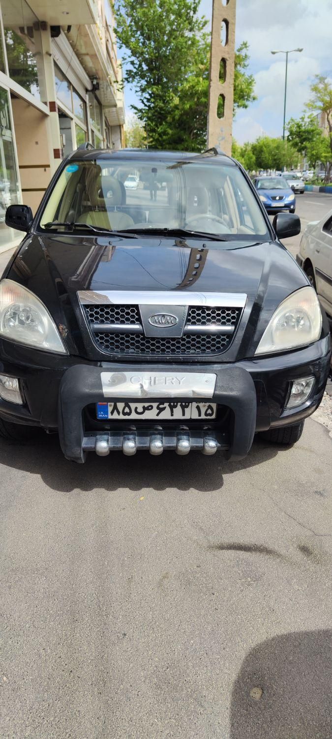 ام وی ام X33 دنده‌ای ساده - 2012