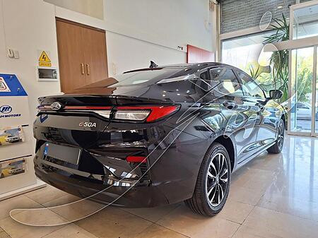 کی ام سی EJ7 142 کیلووات - 2024