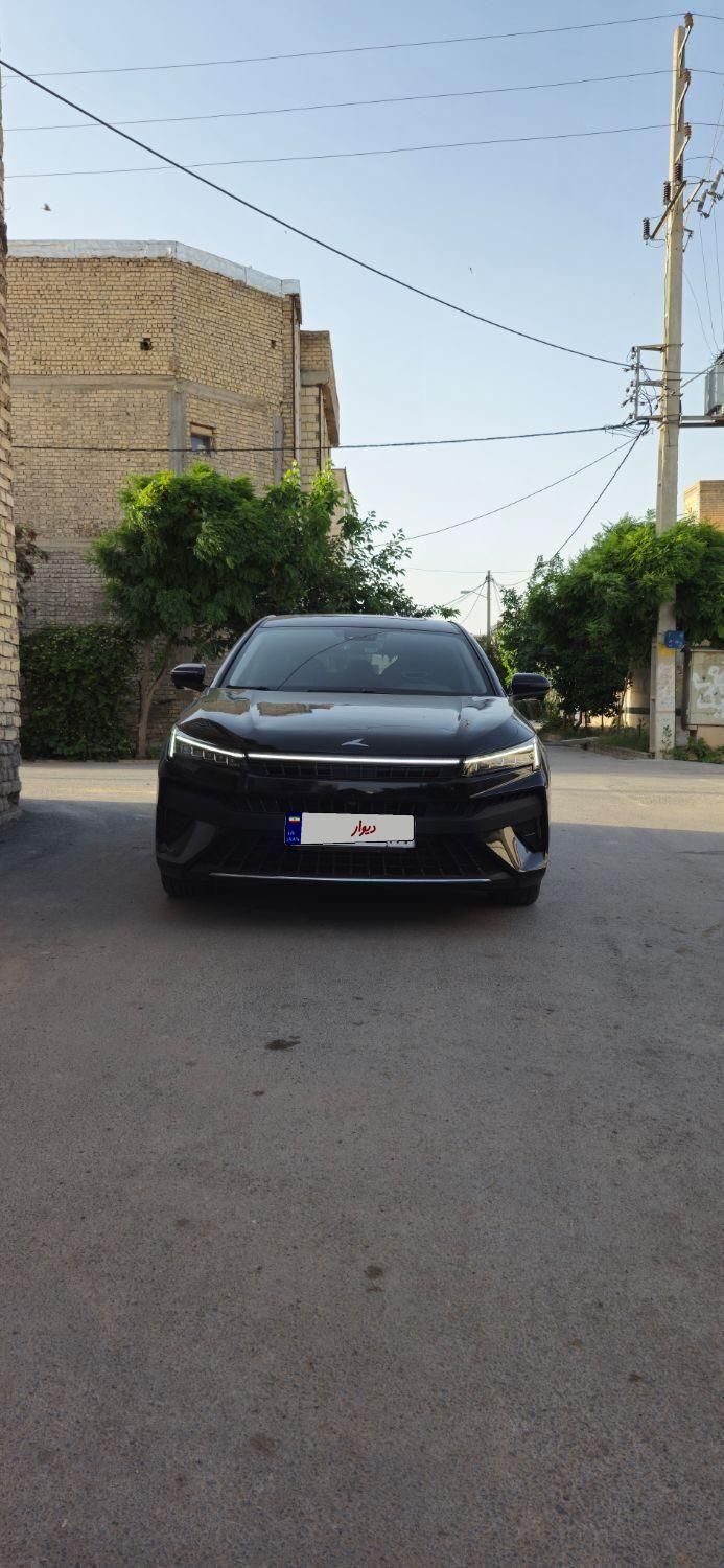 کی ام سی J7 اتوماتیک - 2024