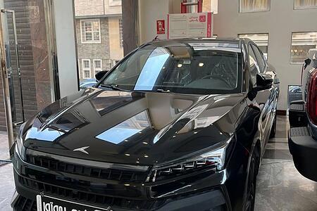 کی ام سی EJ7 142 کیلووات - 2024