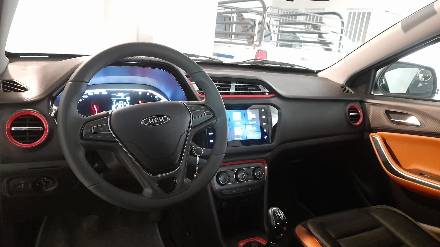 ام وی ام X22 دنده ای اسپرت لاکچری - 2023