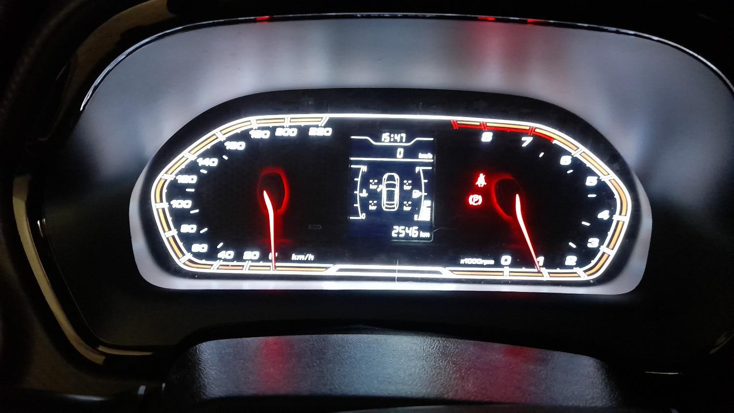 ام وی ام X22 دنده ای اسپرت لاکچری - 2023