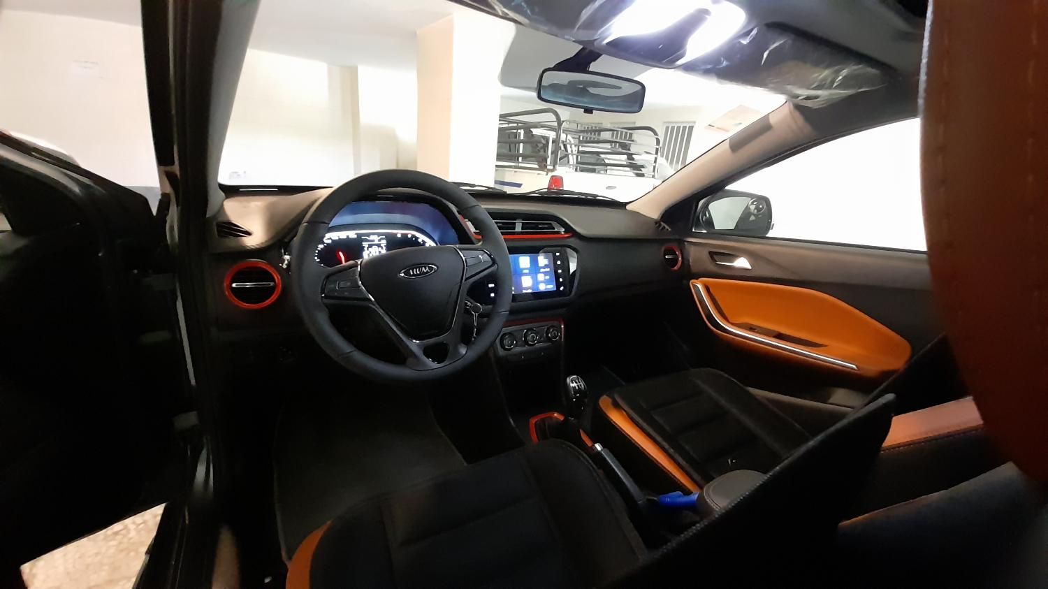 ام وی ام X22 دنده ای اسپرت لاکچری - 2023