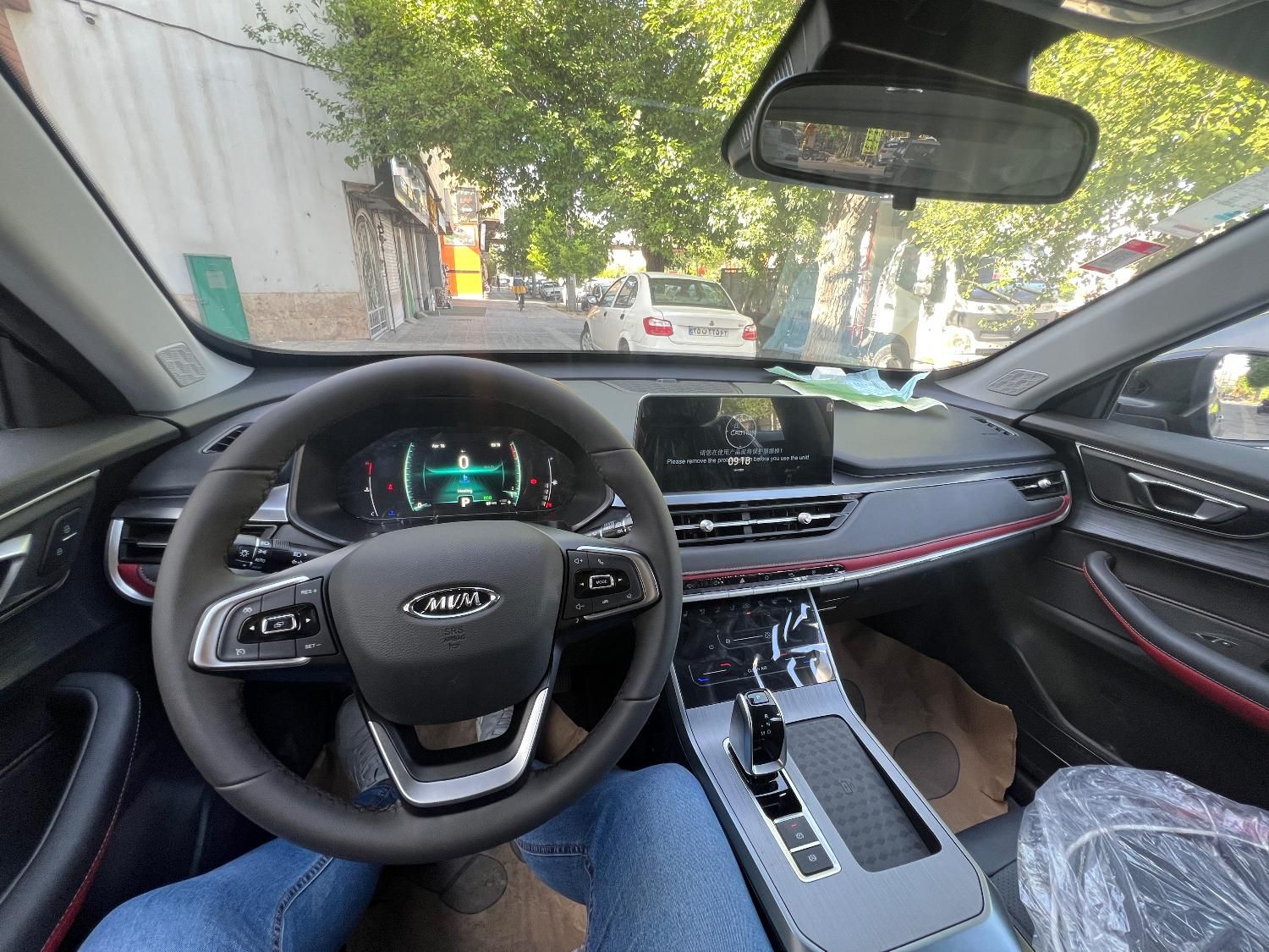 ام وی ام X55 پرو IE اسپرت - 2024