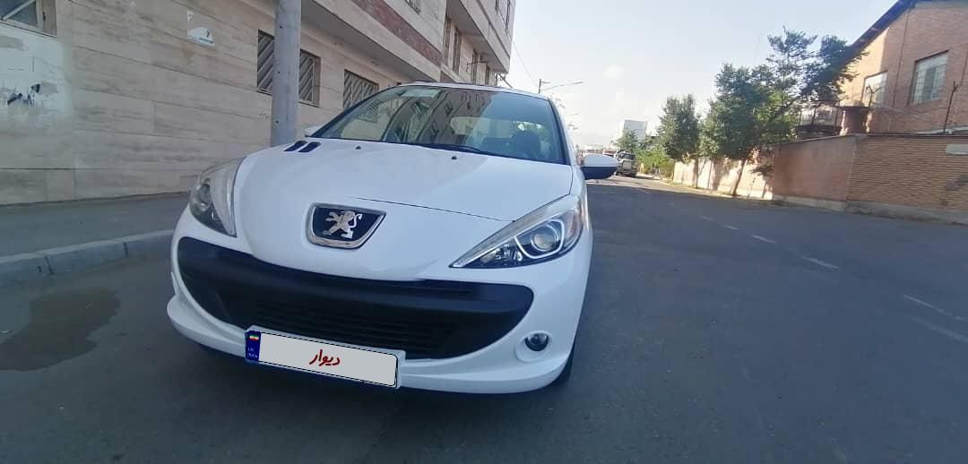 پژو 207 دنده‌ای - 1401