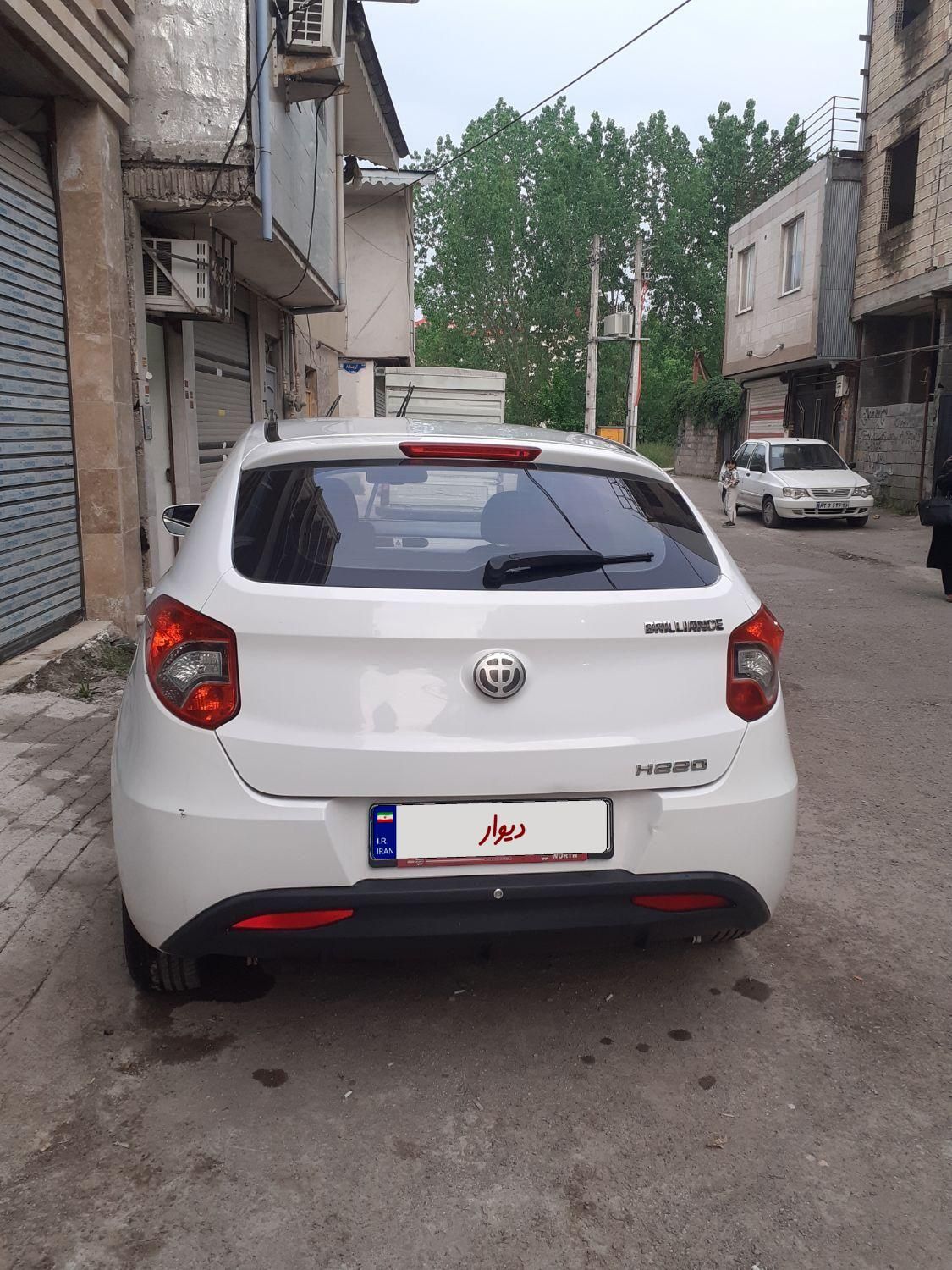 برلیانس H220 دنده‌ای - 2016