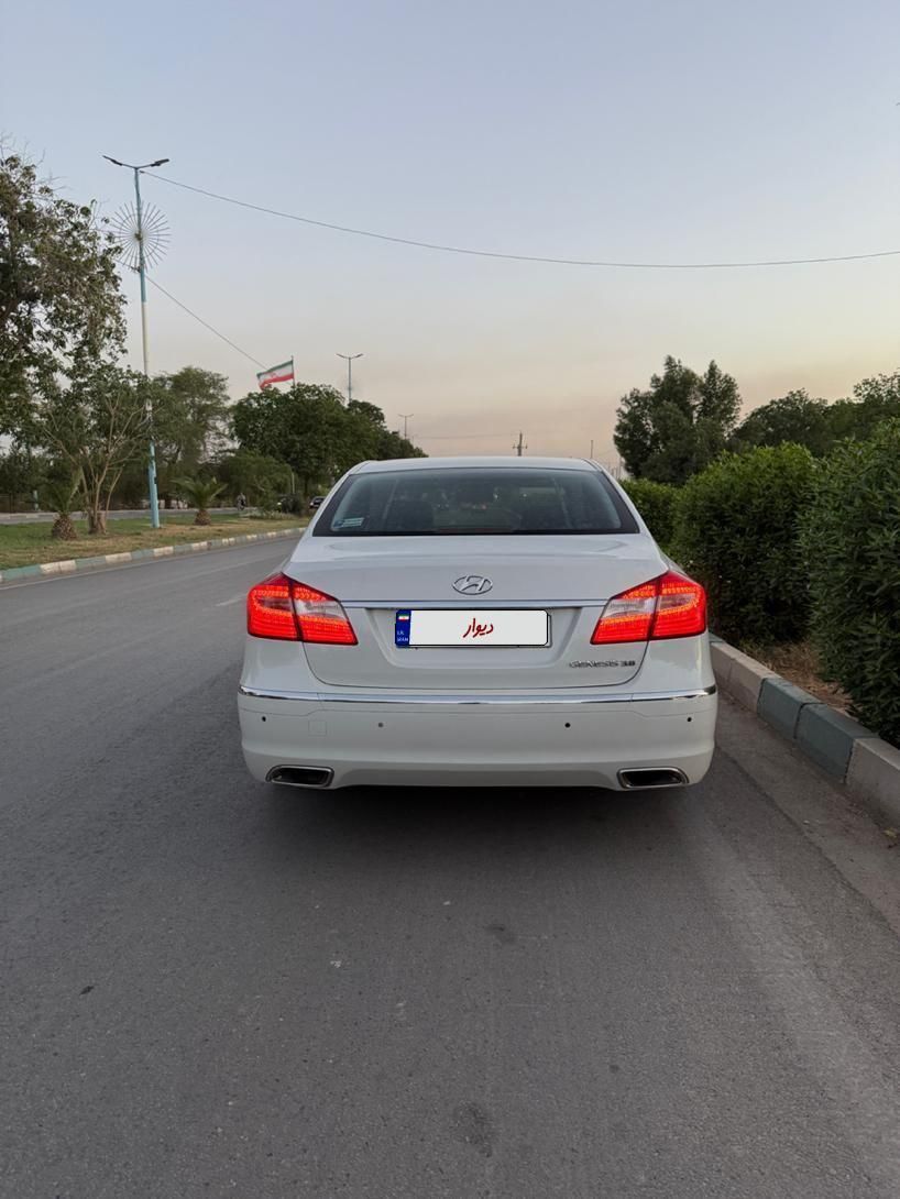 هیوندای جنسیس فول - 2013