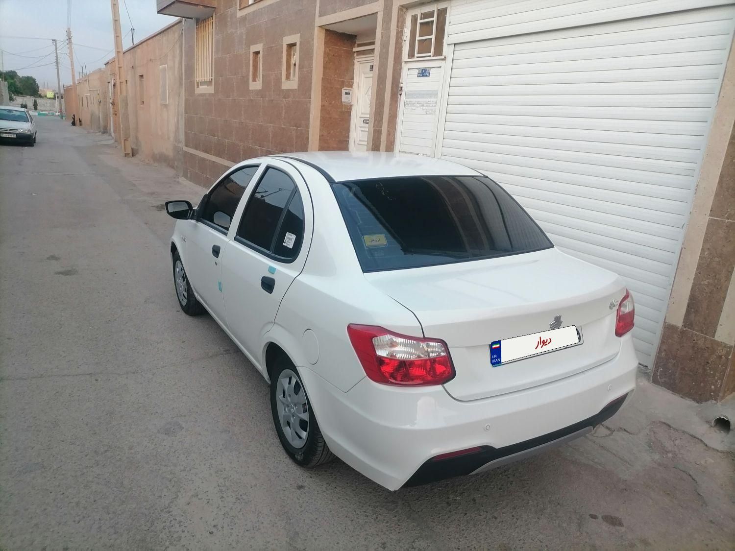 ساینا S دنده ای بنزینی - 1402
