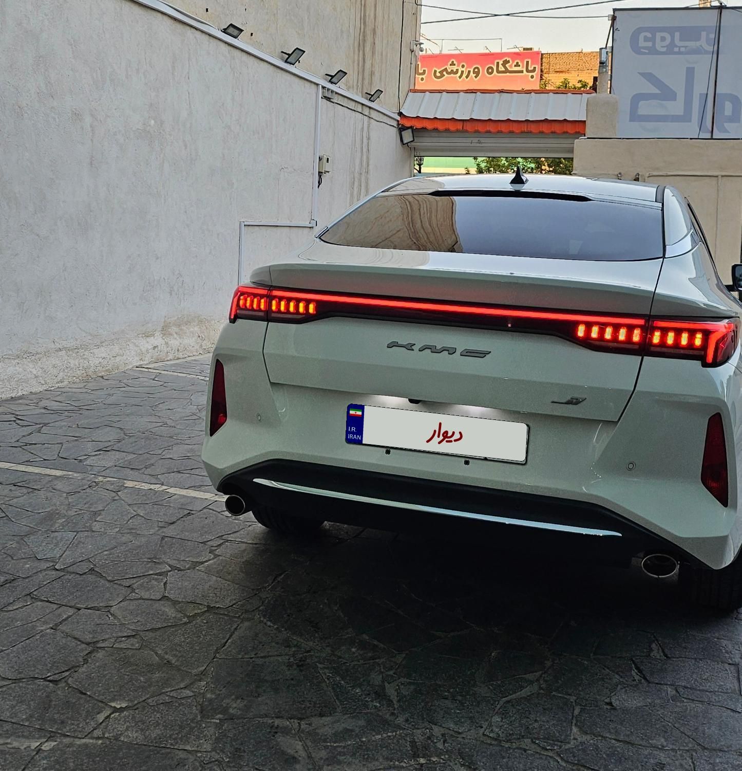 کی ام سی J7 اتوماتیک - 2023