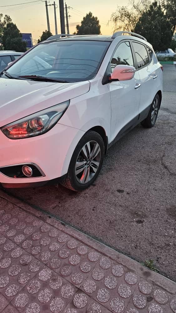 هیوندای توسان 2.4 لیتر - 2015