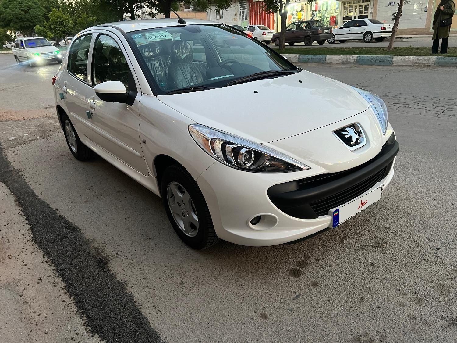 پژو 207 دنده‌ای با موتور TU3 - 1403