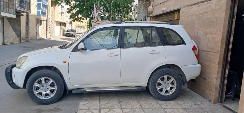 ام وی ام X33 دنده‌ای ساده - 2012