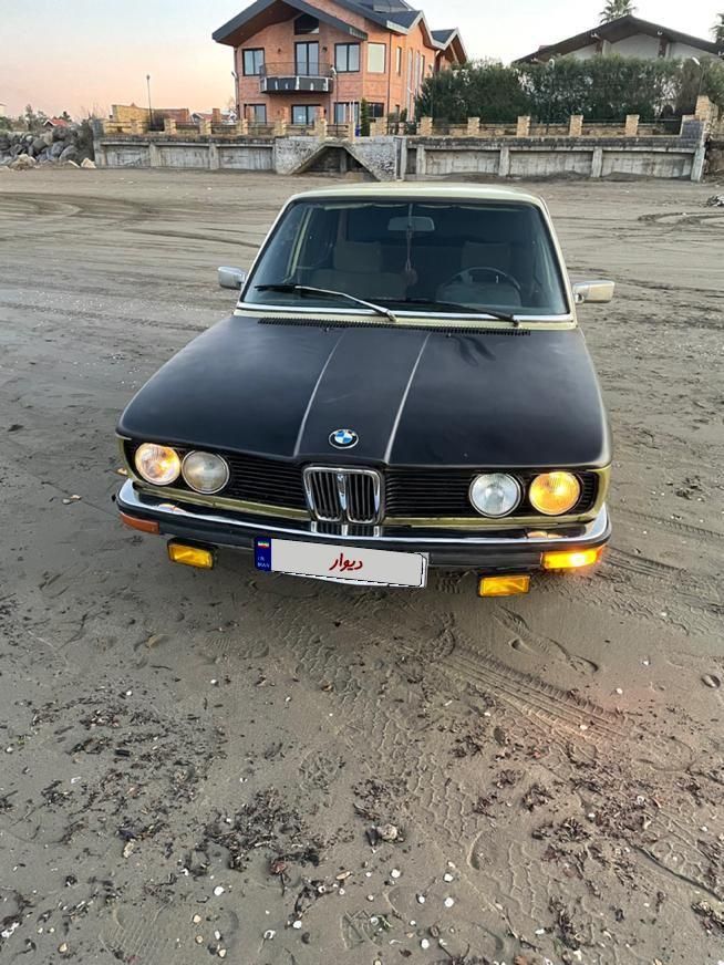 ب ام و سری 5 518i - 1402