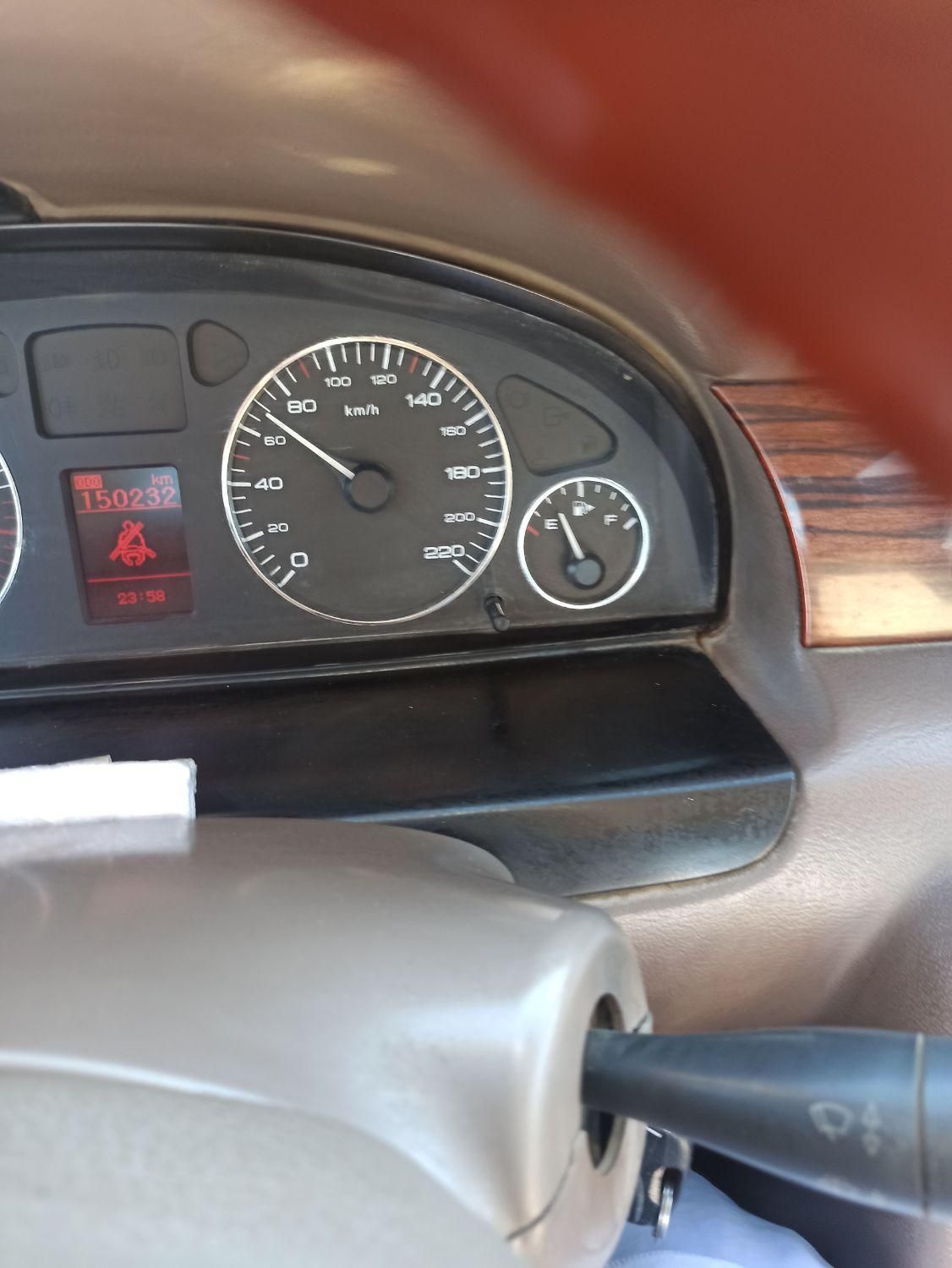 سمند LX XU7 - 1395