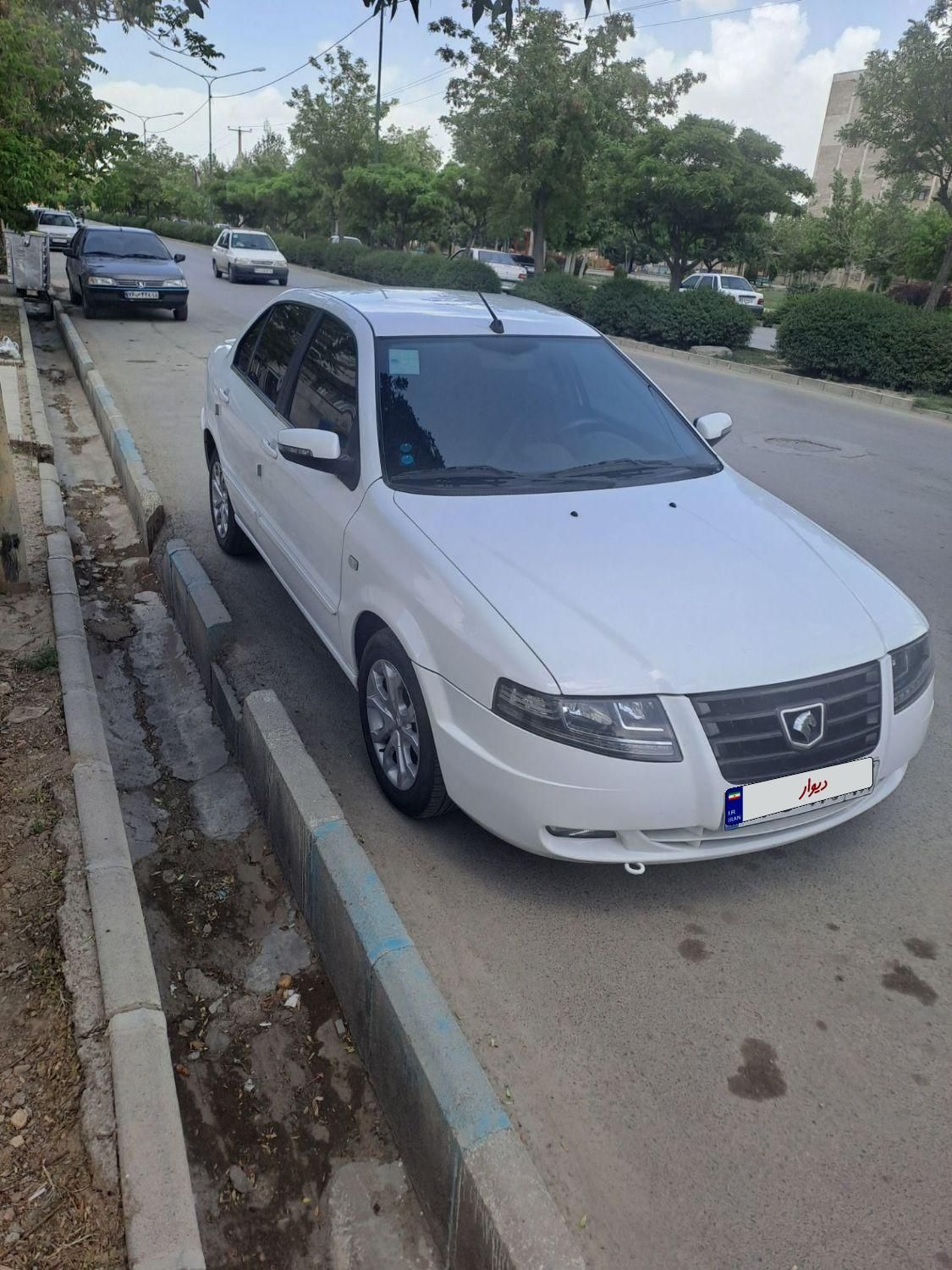 سمند سورن پلاس EF7 بنزینی - 1400