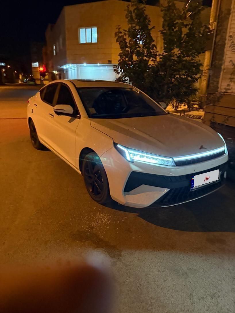 کی ام سی J7 اتوماتیک - 2023