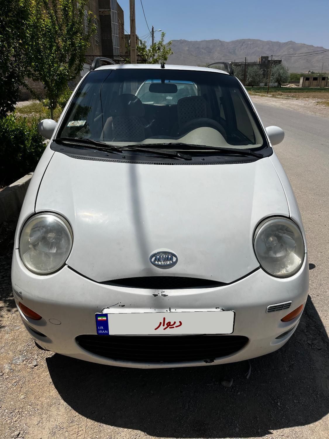ام وی ام 110 چهار سیلندر دنده ای - 2012